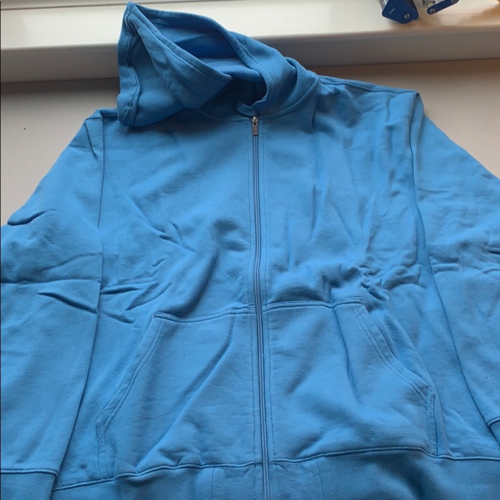LL Bean Sweatshirt - Picture 3 of 5